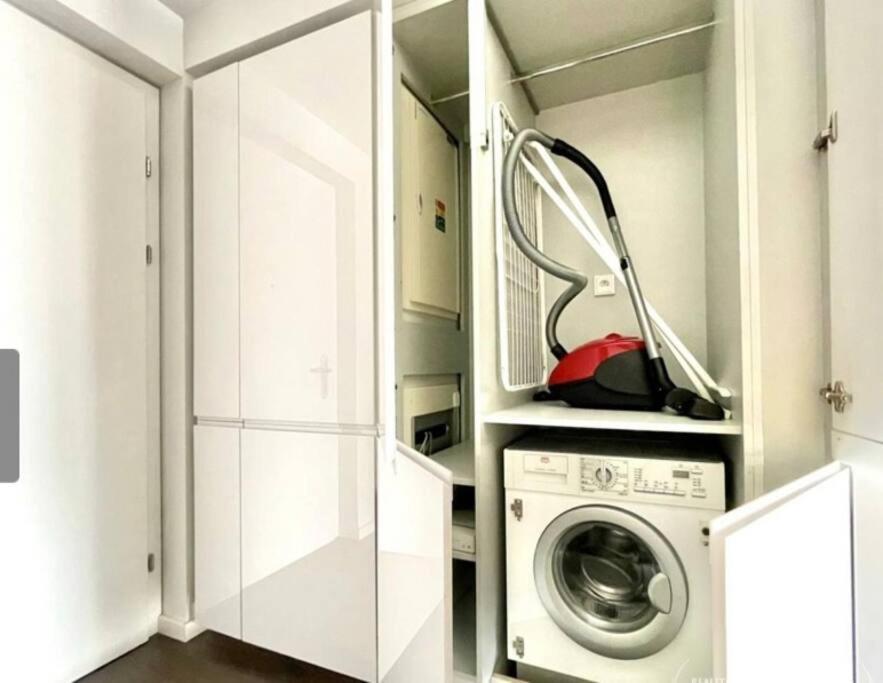 Апартаменты Eurovea Cozy Studio Братислава Экстерьер фото